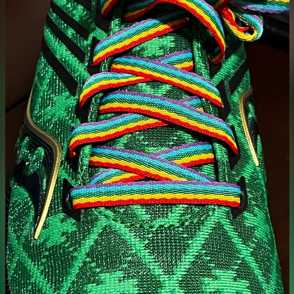 Saucony Kinvara 12 St. Patrick’s Pattys Day Clover Green shoes sneakers Mens 9.5 - Picture 12 of 16